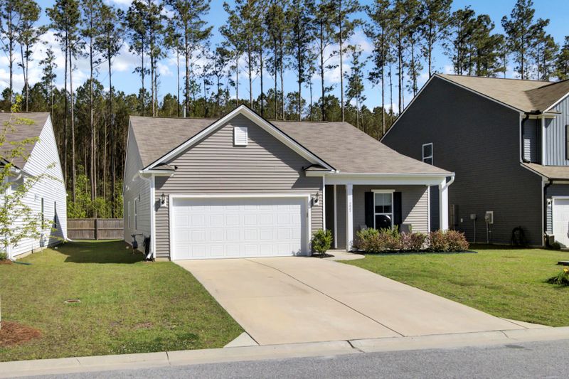 222 Hayworth Rd, Summerville, SC 29486