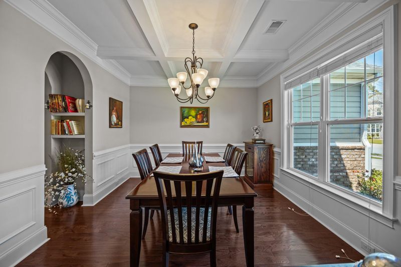 711 Farm Cottage Ln, Charleston, SC 29412