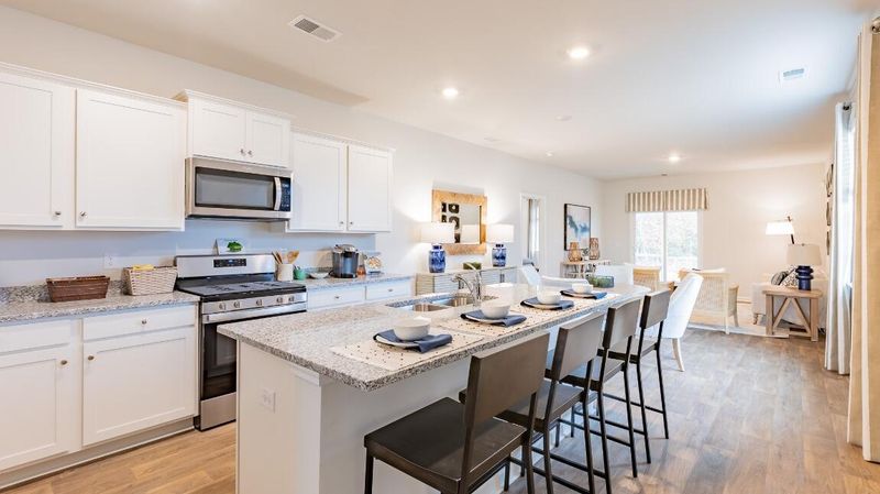 289 Watersglen Dr, Summerville, SC 29486
