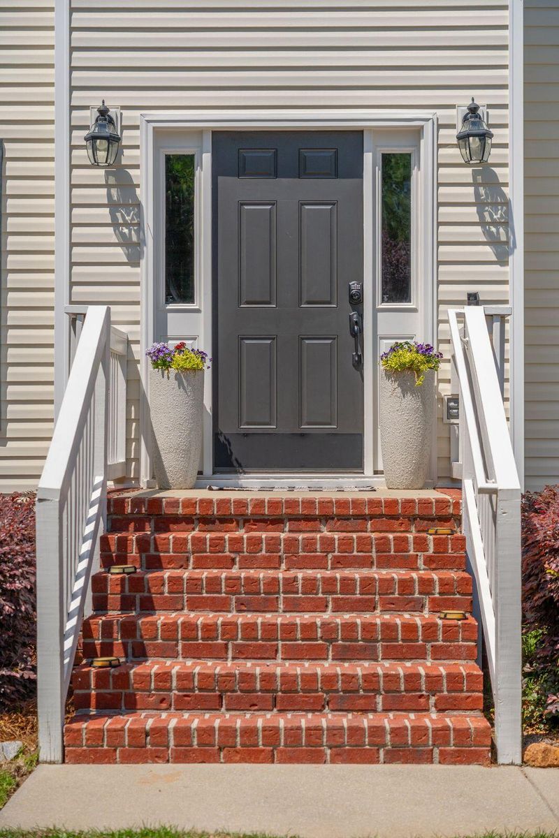 2290 Deer Sight Way, Mount Pleasant, SC 29466