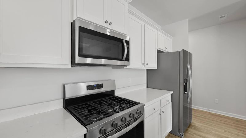 1064 Forrest Creek Dr, Summerville, SC 29483