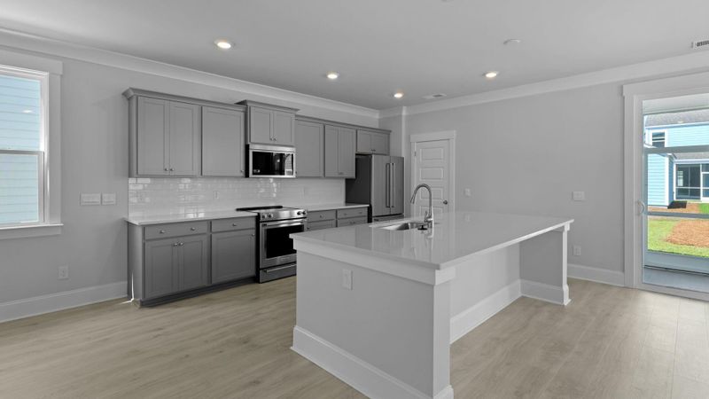 211 Terrace View Dr, Summerville, SC 29486