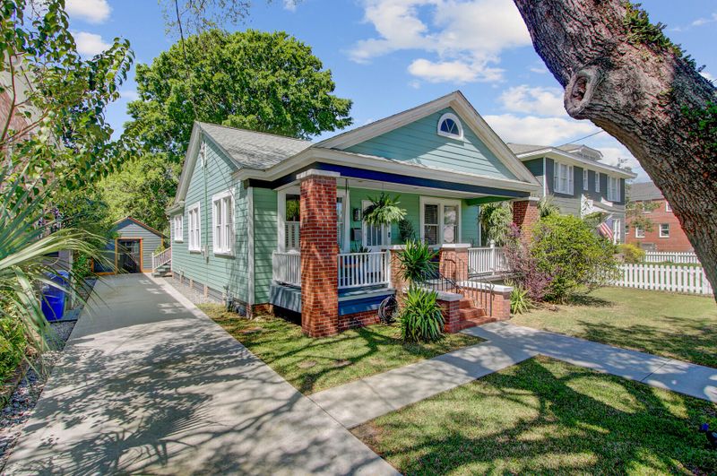 1157 King St, Charleston, SC 29403