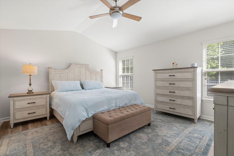 1362 Palm Cove Dr, Charleston, SC 29492