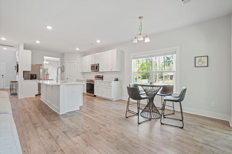 1325 Wannamaker Ave, Summerville, SC 29485