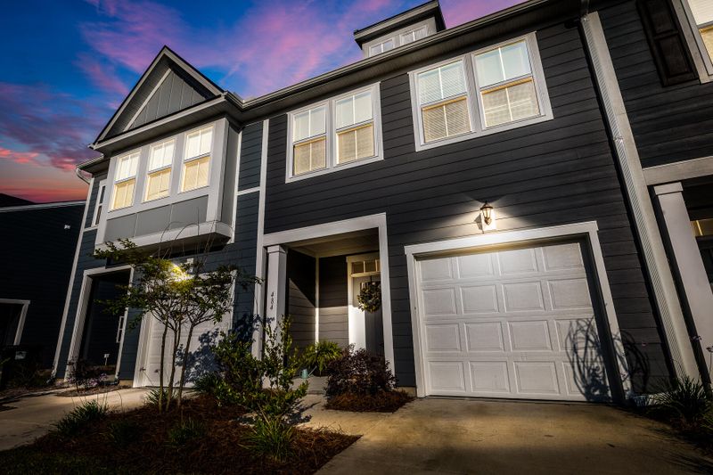 484 Trotters Ln, Moncks Corner, SC 29461
