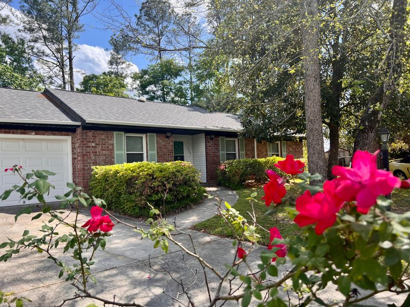 1009 Highland Pines Rd, Ladson, SC 29456
