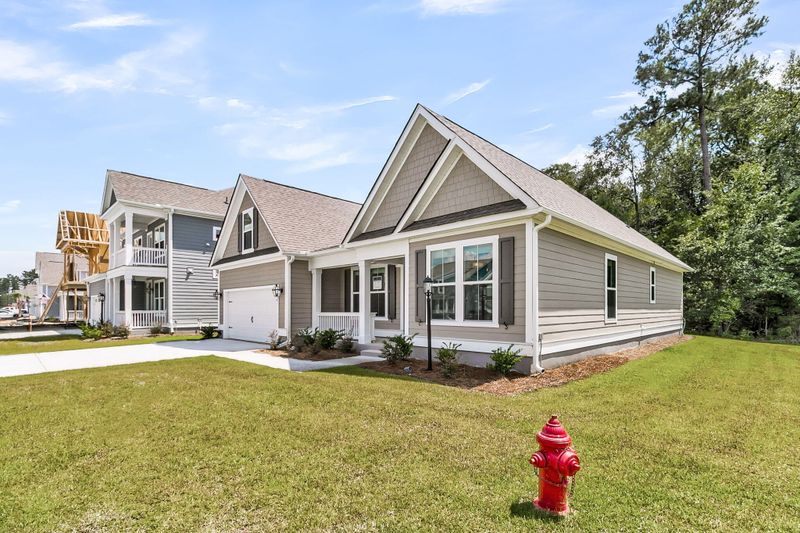 701 Maynard Ln, Summerville, SC 29486
