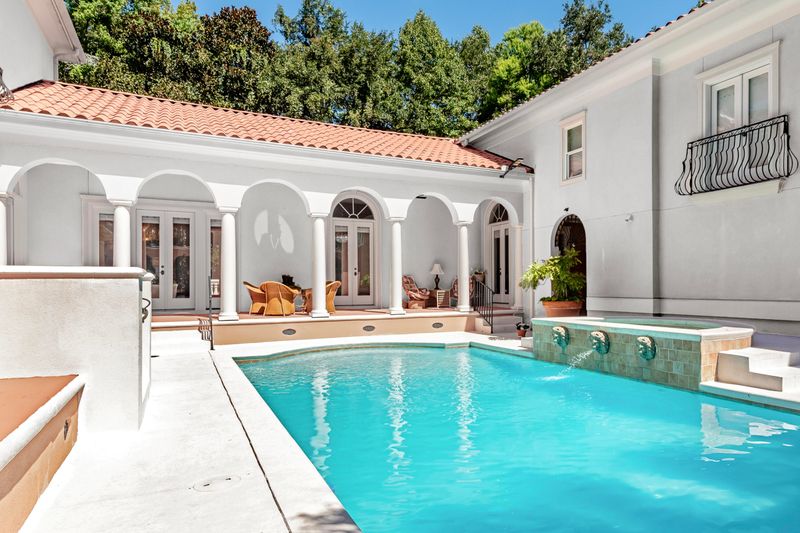 421 Royal Assembly Dr, Charleston, SC 29492