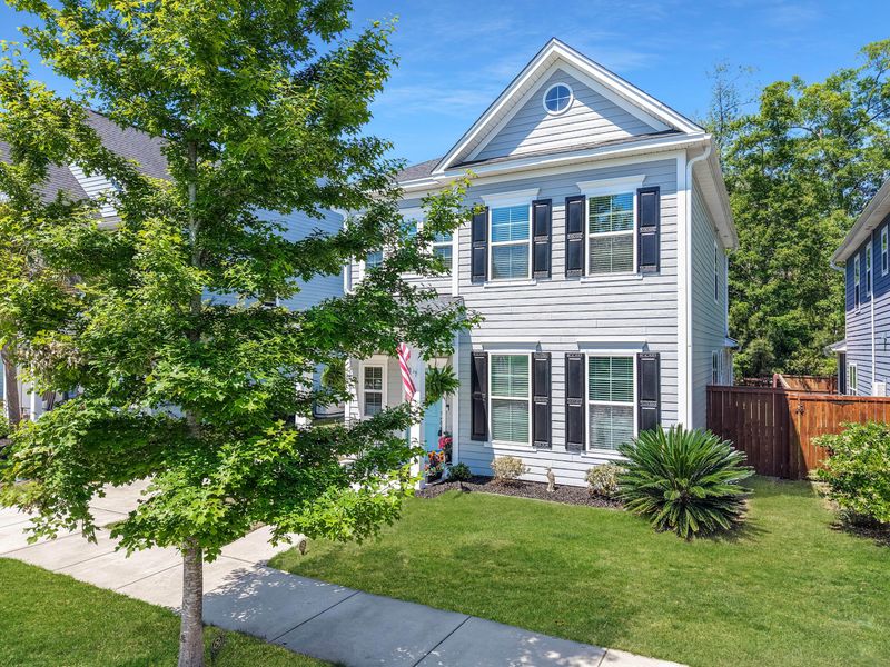 1673 Emmets Rd, Johns Island, SC 29455