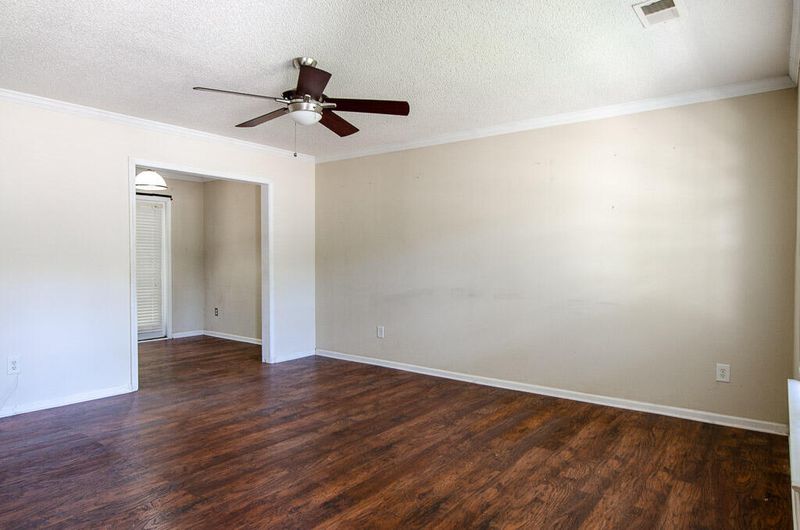 206 Trickle Dr, Summerville, SC 29483