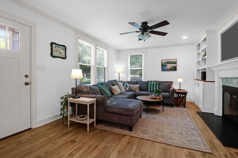 1637 Pinckney Park Dr, Charleston, SC 29407