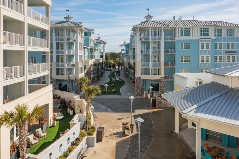 5802 Palmetto Dr #B-501, Isle Of Palms, SC 29451