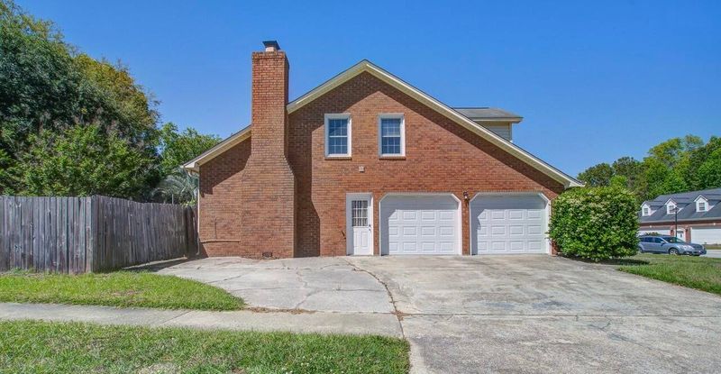 101 N Warwick Tc, Goose Creek, SC 29445