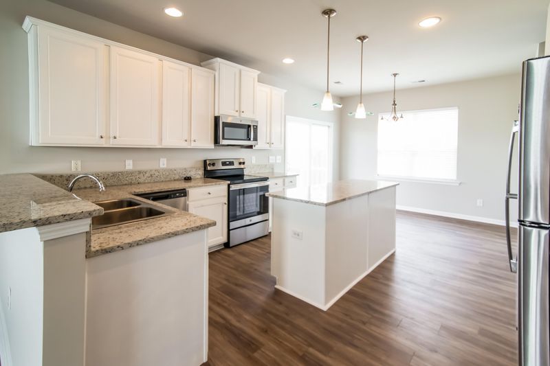4021 Sanderson Ln, Summerville, SC 29483