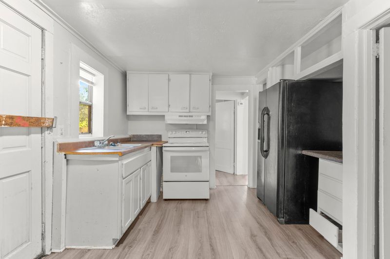 1921 Quitman St, North Charleston, SC 29405