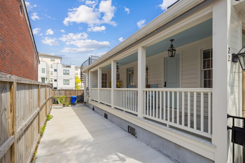 22 Sheppard St, Charleston, SC 29403