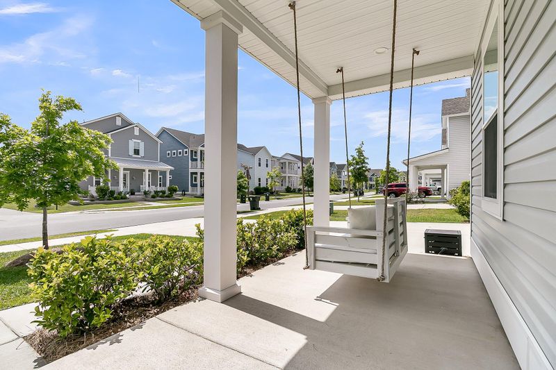 427 W Respite Ln, Summerville, SC 29483