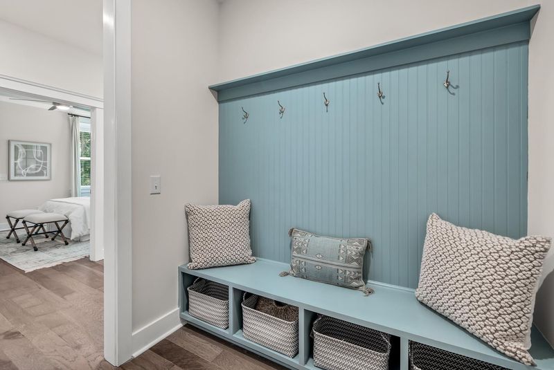 331 Laurens View Ln, Charleston, SC 29492