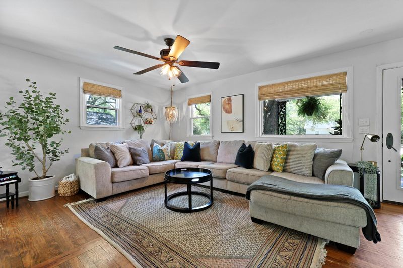 1514 Gardenia Rd, Charleston, SC 29407
