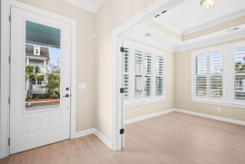 1659 Pierce St, Daniel Island, SC 29492