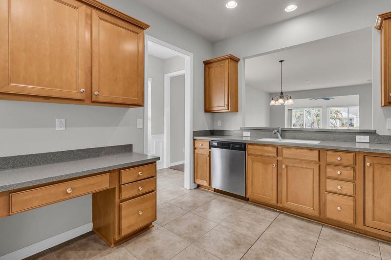170 Sea Lavender Ln, Summerville, SC 29486