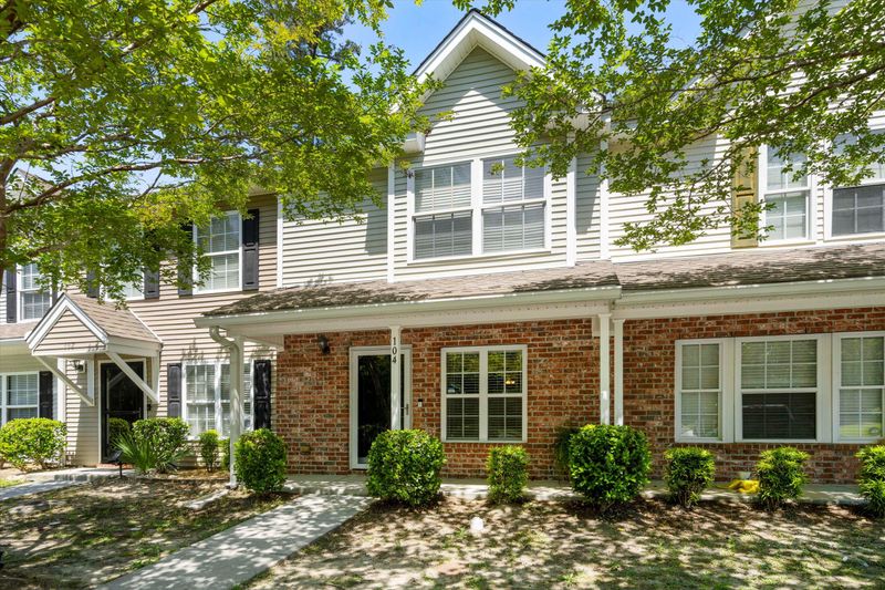 104 Buchanan Cir, Goose Creek, SC 29445