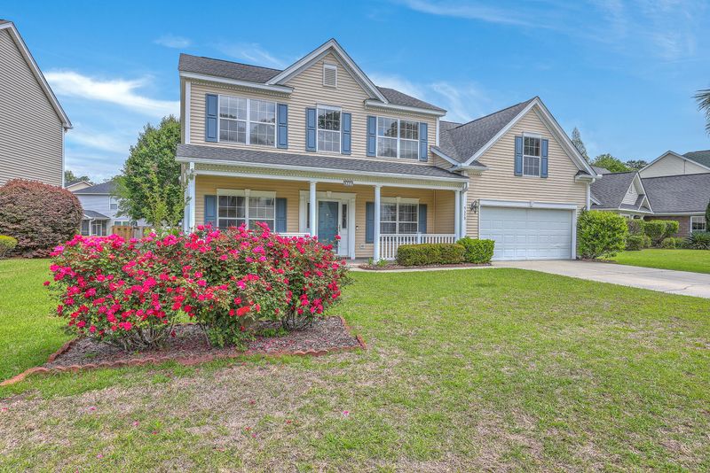 9379 Harroway Rd, Summerville, SC 29485