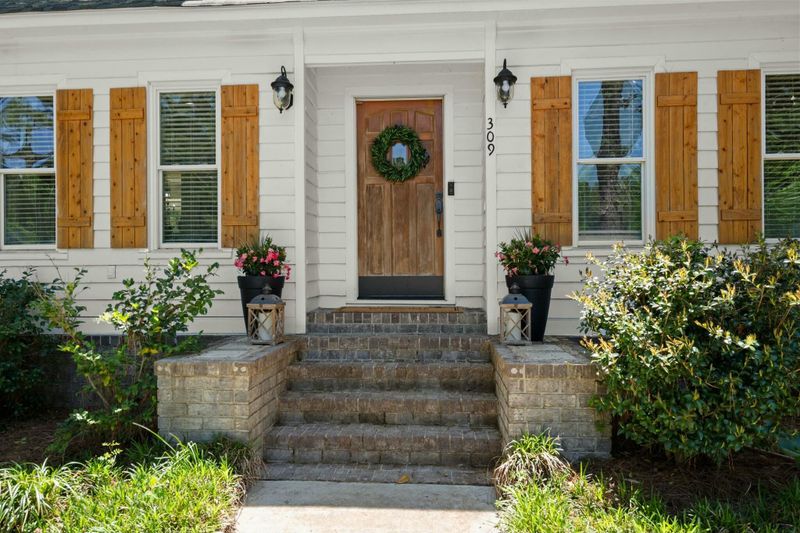 309 Huntington Rd, Summerville, SC 29483