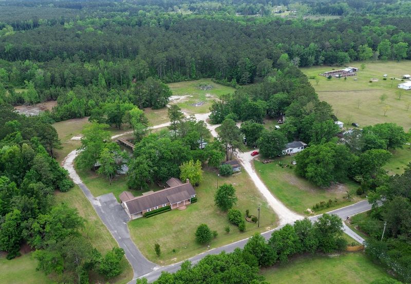 228 Dogwood Trl, Harleyville, SC 29448