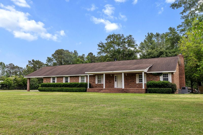 228 Dogwood Trl, Harleyville, SC 29448