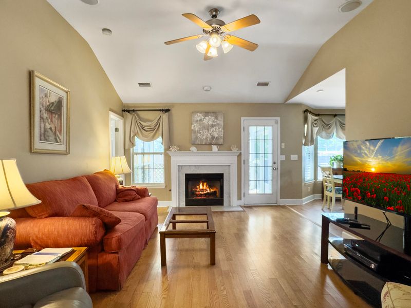 462 Maple Oak Ln, Charleston, SC 29414