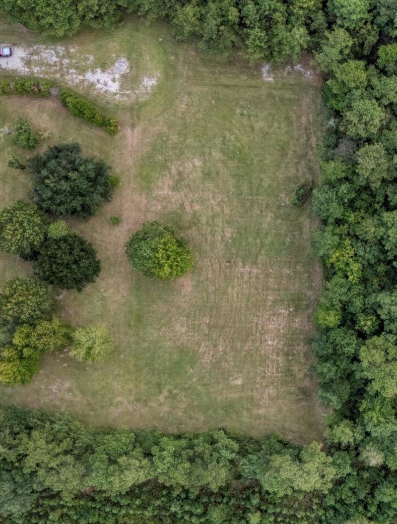 000 Falcon Ct, Moncks Corner, SC 29461