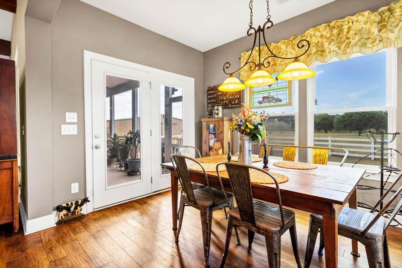 7875 Berry Manor Ln, Edisto Island, SC 29438