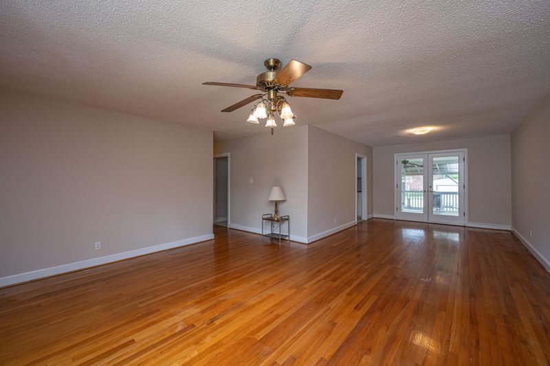 1707 Sharon Ave, Charleston, SC 29407