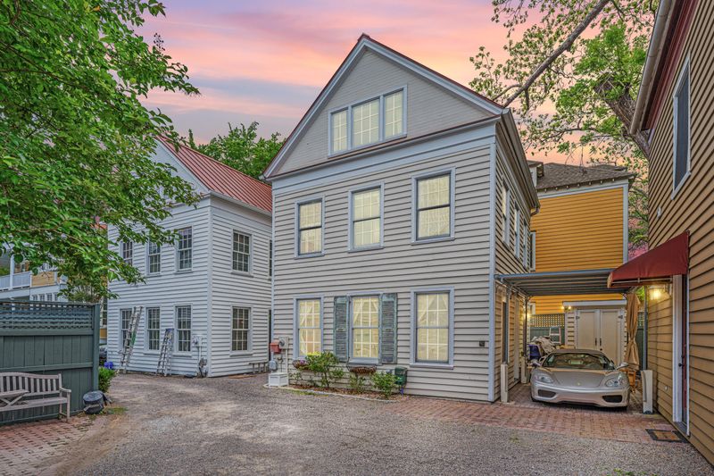 9 Bogard St #3, Charleston, SC 29403