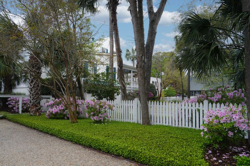 407 Pitt St, Mount Pleasant, SC 29464