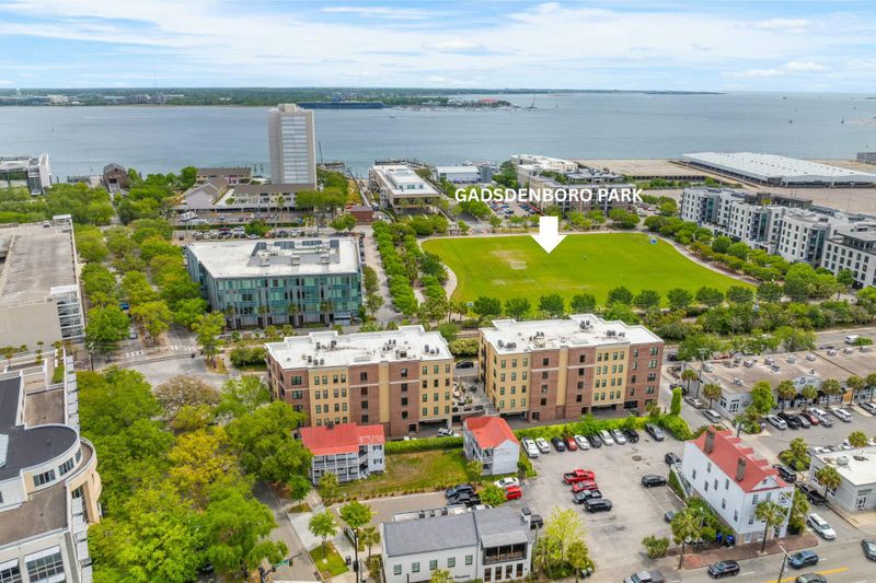 33 Calhoun St #123, Charleston, SC 29401
