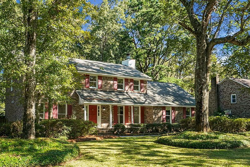 112 Huckleberry Ln, Summerville, SC 29485