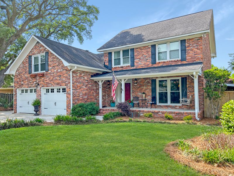 16 Charlyn Dr, Charleston, SC 29407