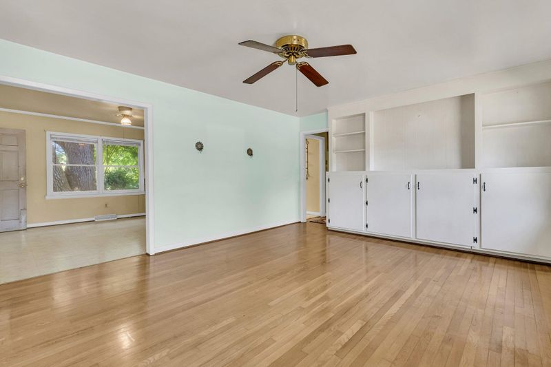 1143 Winborn Dr, Charleston, SC 29412