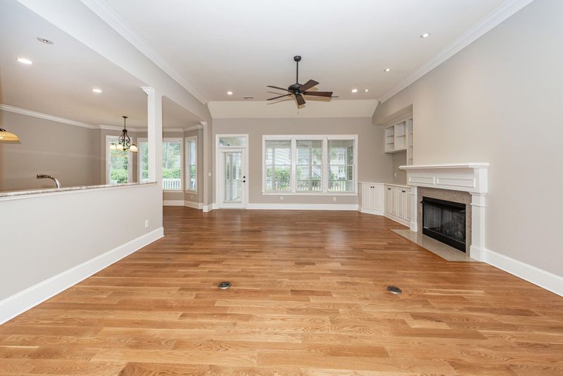 287 Commonwealth Rd, Mount Pleasant, SC 29466