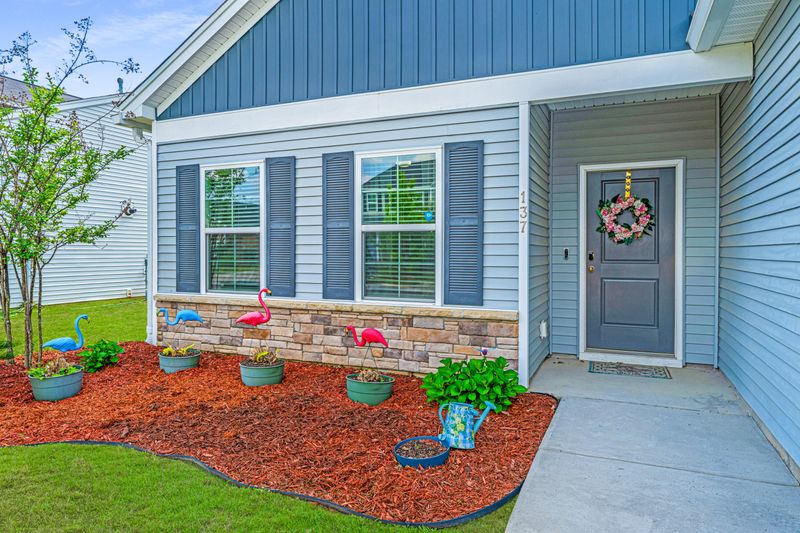 137 Clydesdale Cir, Summerville, SC 29486