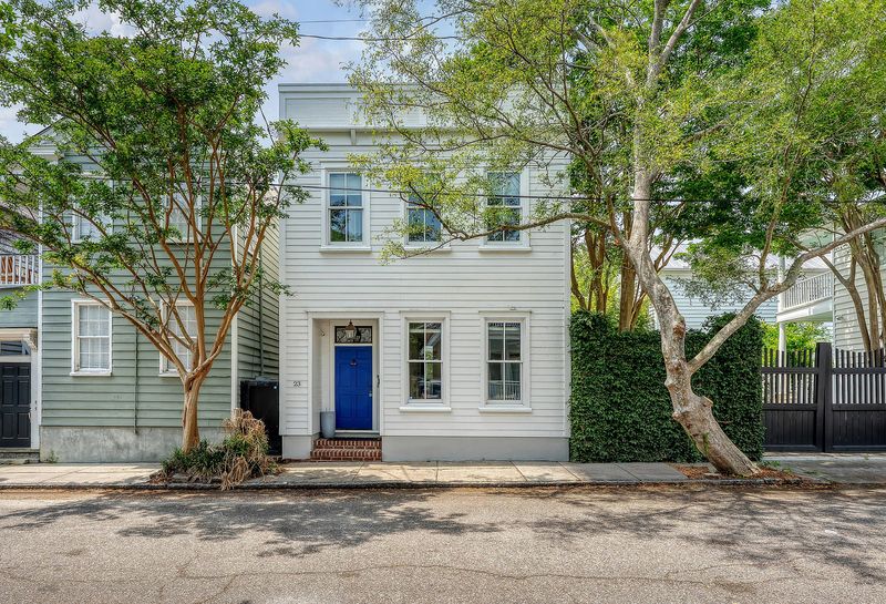 23 Felix St, Charleston, SC 29403