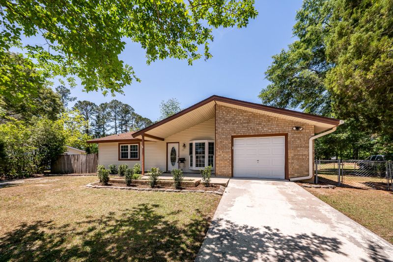 133 Tall Spruce Rd, Moncks Corner, SC 29461