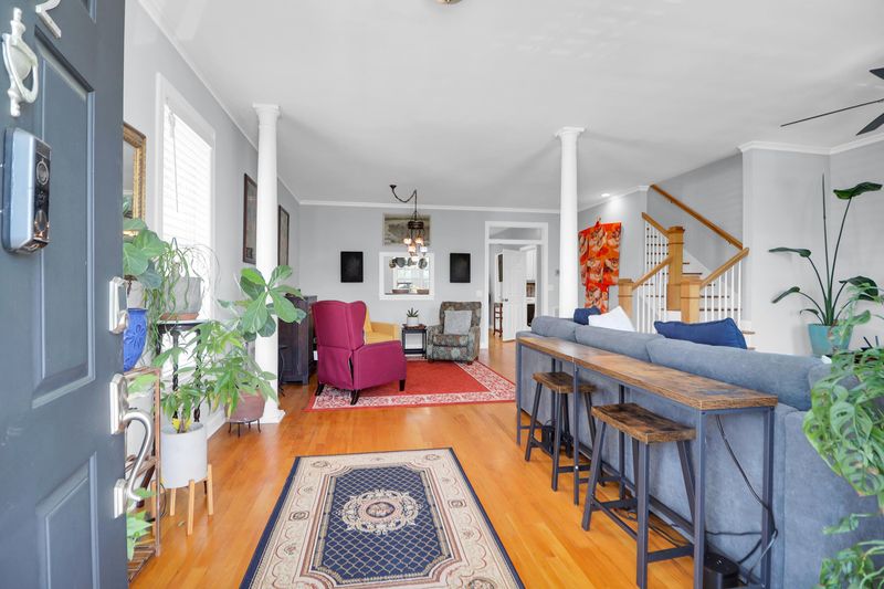 352 Clayton Dr, Charleston, SC 29414