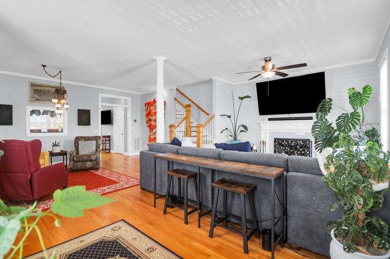 352 Clayton Dr, Charleston, SC 29414