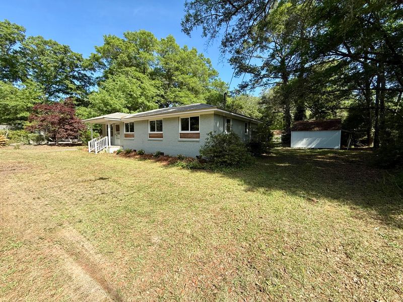 6086 Chisolm Rd, Johns Island, SC 29455