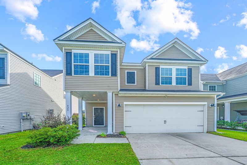 828 Redbud Ln, Summerville, SC 29486