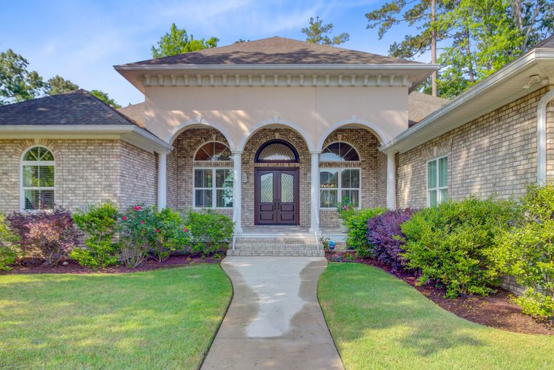 5433 Clearview Dr, North Charleston, SC 29420
